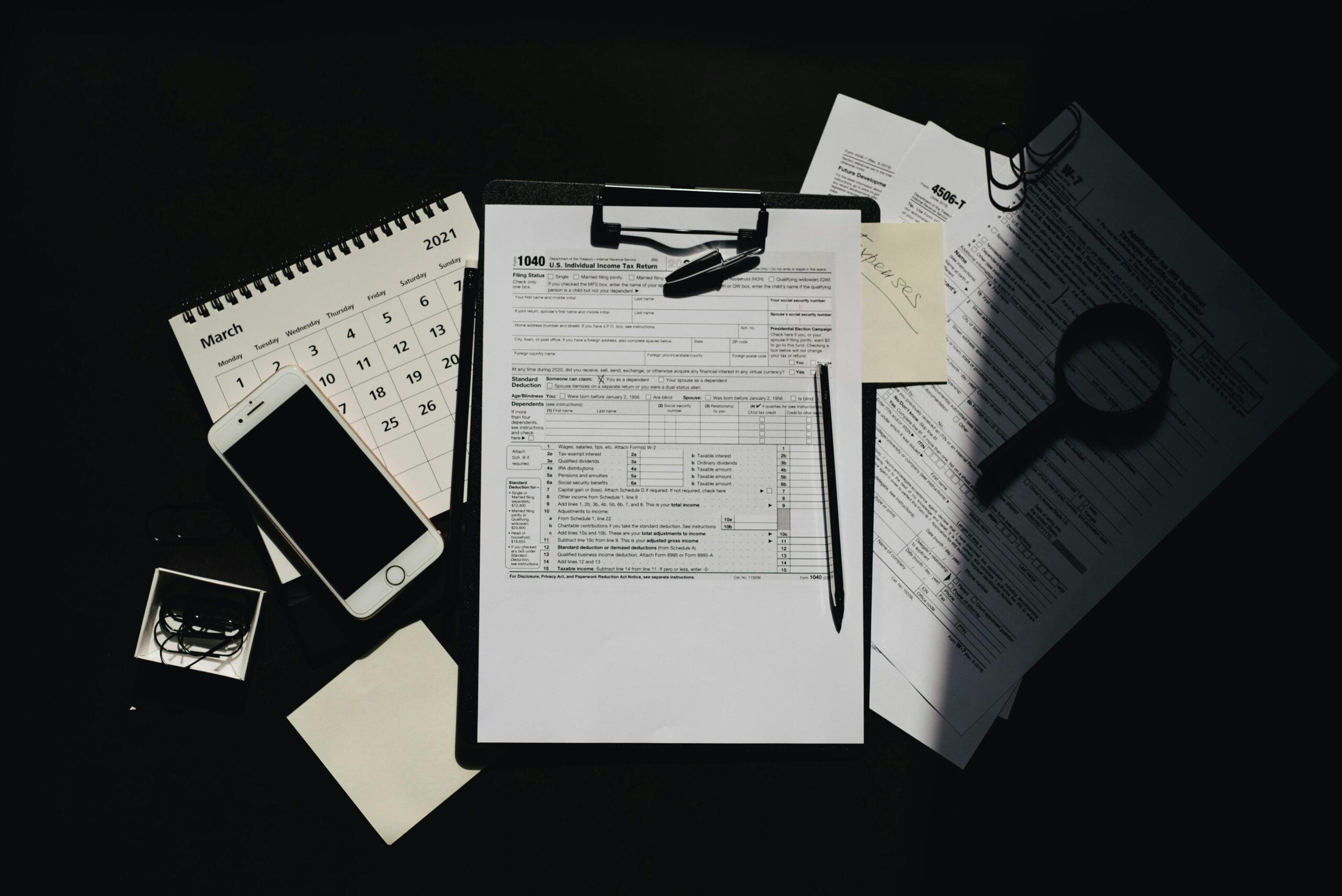 declarar irs investimentos etfs acoes dividendos